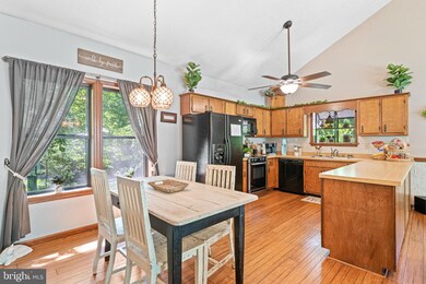 44522 White Pine Ct, California, MD 20619 - photo 2