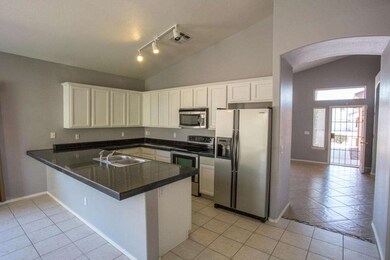 Kitchen - Wide