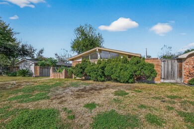 6426 Mobud Dr, Houston, TX 77074 - photo 5