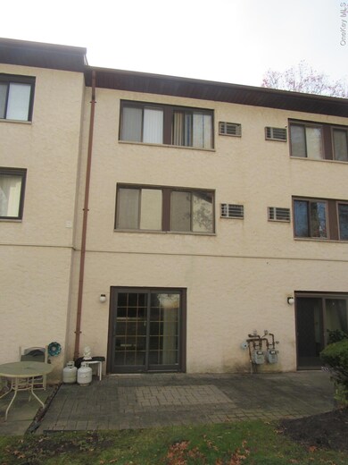 126 N Route 303 unit 2, Congers, NY 10920 - photo 7