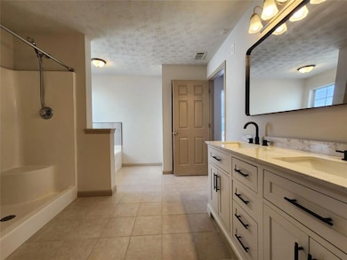 424 Village Bluff Dr, Lawrenceville, GA 30046 - photo 4