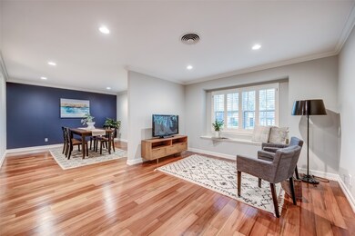 10023 Green Tree Rd, Houston, TX 77042 - photo 6