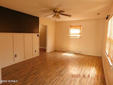 3000 Country Club Rd, Jacksonville, NC 28546 - photo 4