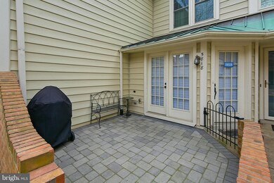 5818 Linden Square Ct unit 59, Rockville, MD 20852 - photo 3