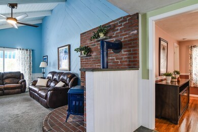 8 Brigham Ct, Natick, MA 01760 - photo 4