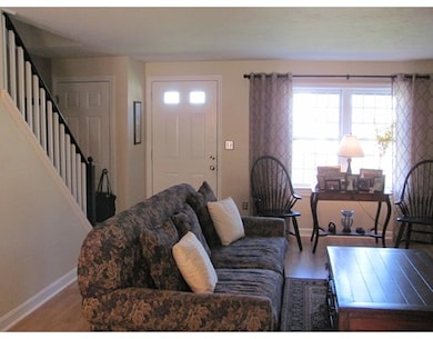 523 Washington St unit B2, Pembroke, MA 02359 - photo 2