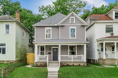 R - Gilbert St 103