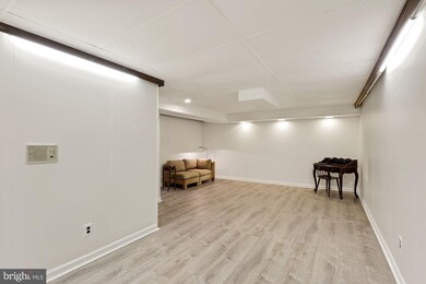 12701 N Commons Way, Potomac, MD 20854 - photo 5