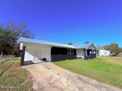 1707 N Main St, Columbia, MS 39429 - photo 2