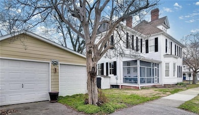 1003 Main St, West Point, VA 23181 - photo 5