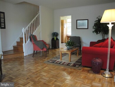 1210 S Barton St unit 321, Arlington, VA 22204 - photo 3