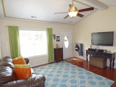 138 Farmview Dr, Mount Washington, KY 40047 - photo 4