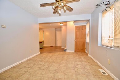 Downstairs Unit Eating Area
