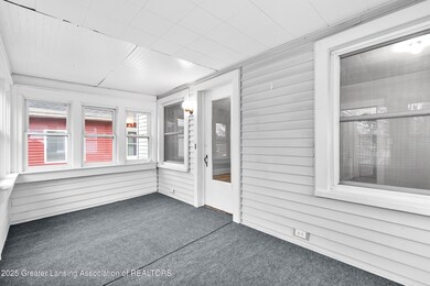 721 Clark St, Lansing, MI 48906 - photo 7