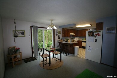 1892 SE Crystal Cir, Corvallis, OR 97333 - photo 4