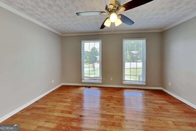 4281 Keheley Lake Dr NE, Marietta, GA 30066 - photo 4