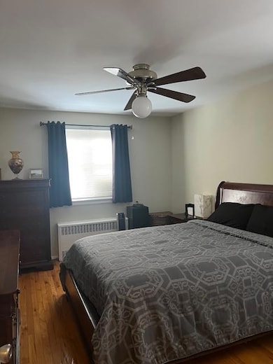 87-40 Francis Lewis Blvd unit B4, Queens Village, NY 11427 - photo 2