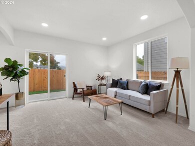 1157/1159 S 43rd Place, Springfield, OR 97478 - photo 7