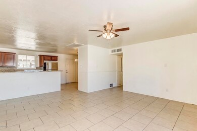 4142 N 47th Dr, Phoenix, AZ 85031 - photo 3