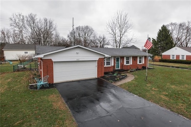 1110 North Dr, Franklin, IN 46131 - photo 2