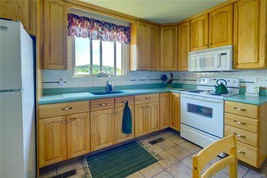 6743 Pa Route 873, Slatington, PA 18080 - photo 5