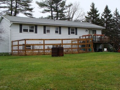 103 Bear Swamp Rd, Greeley, PA 18425 - photo 5