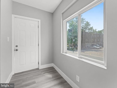 9 N Front St, Darby, PA 19023 - photo 5