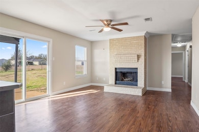 396 Bobcat Rd, Sanger, TX 76266 - photo 5