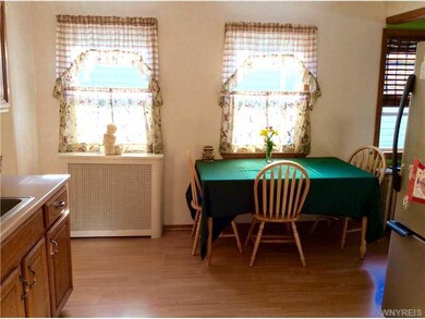 Kitchen Dining. Spacious eat-in kitchen with lamin