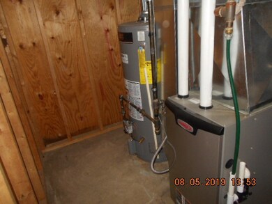 1117 Heartland Hills Dr, Waterloo, IA 50701 - photo 6