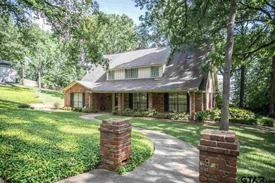 919 919 E Watkins, Tyler, TX 75701 - photo 4