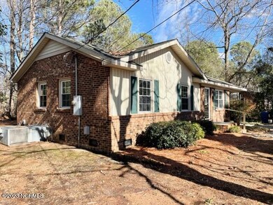 427 Drexel Ln, Winterville, NC 28590 - photo 2