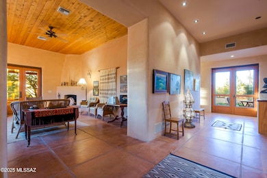 Gallery - Living Room