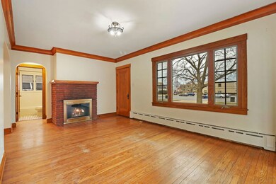 814 Westmoreland Ave, Waukegan, IL 60085 - photo 3