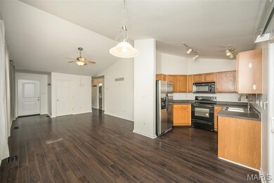 129 Brushy Brook Dr, O Fallon, MO 63366 - photo 7