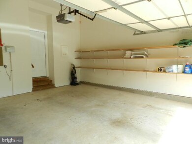 13308 Scotch Run Ct, Centreville, VA 20120 - photo 6