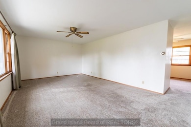 1604 Grand Ave, Grand Island, NE 68801 - photo 5