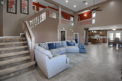 331-Schley-Living