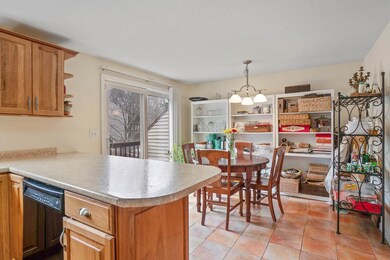 22 Andover Down unit U274, Nashua, NH 03063 - photo 2