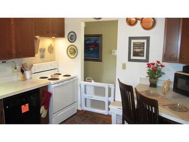 363 Mayflower Blvd, Columbus, OH 43213 - photo 2