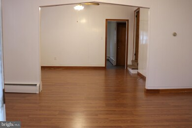 411 Elizabeth St, Williamstown, PA 17098 - photo 5