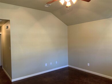 111 N Workman Rd unit 113, Decatur, TX 76234 - photo 6