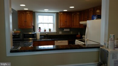 8535 Bauer Dr, Springfield, VA 22152 - photo 5