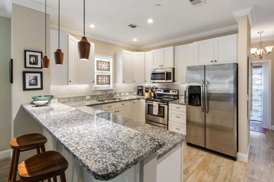 1025 Simonton St -6