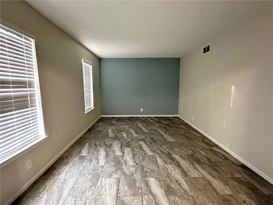 4017 Cottage Hill Rd unit 54, Mobile, AL 36609 - photo 2