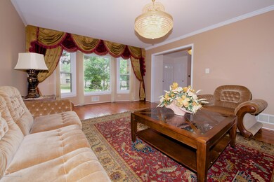 5 Elisa Ct, Manalapan 7