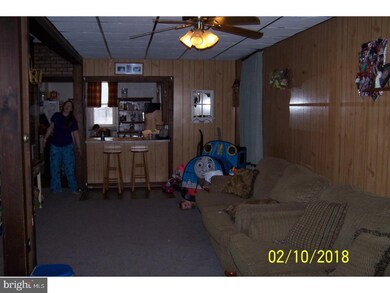 611 N Railroad St, Tamaqua, PA 18252 - photo 2