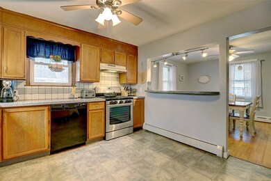 72 Harrison St, Cumberland, RI 02864 - photo 5