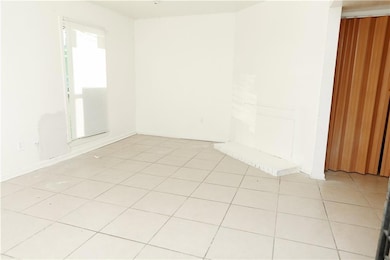 4545 Skyview Dr, New Orleans, LA 70126 - photo 2