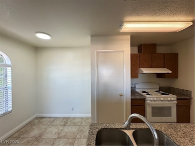 3923 Gogo Way unit 105, Las Vegas, NV 89103 - photo 4